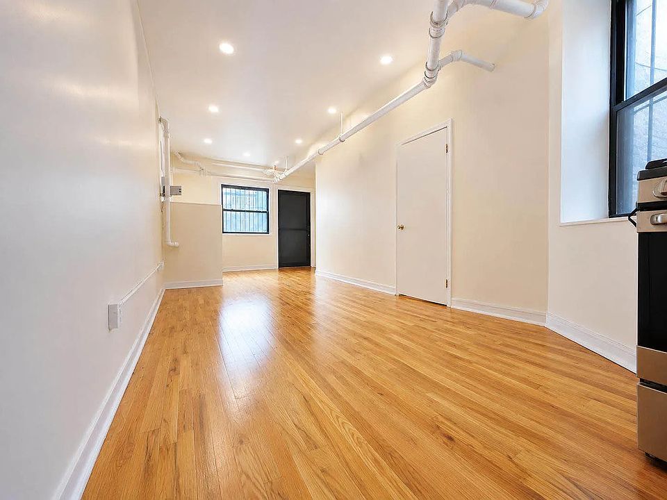 1st image of 623 Metropolitan Ave