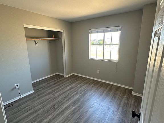 4th image of 3056 Puffin Cir #2