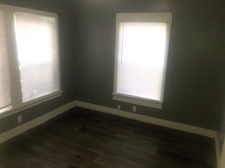 353 Pinehill Dr — Photo 12