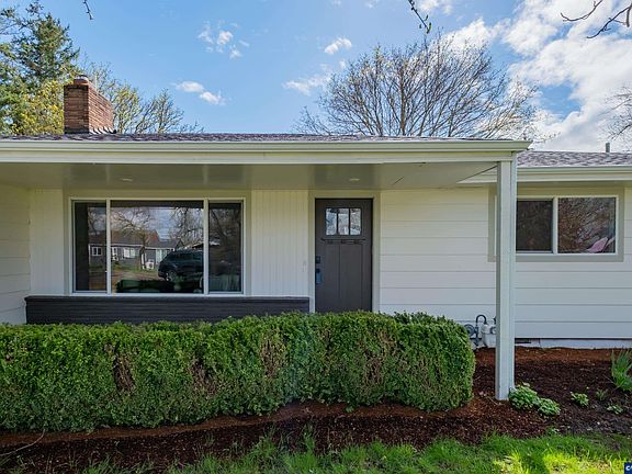 4th image of 33001 Sand Ridge Rd