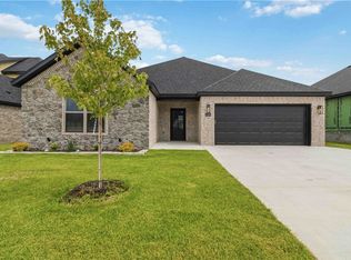 6706 High Meadow Blvd, Bentonville, AR 72713