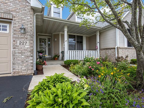 2nd image of 227 Armadale Way