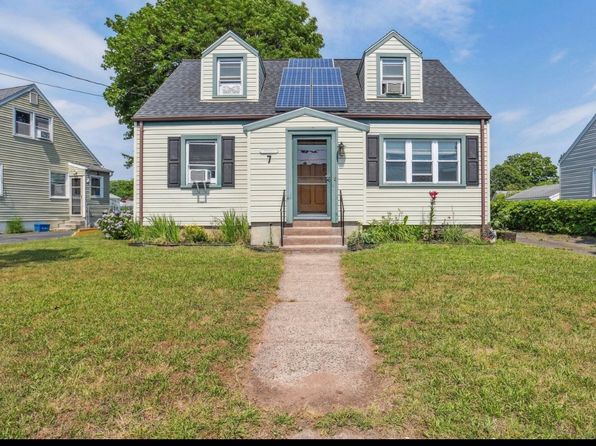 7 Stoddard Rd