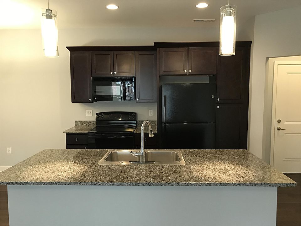 1613 McCleary Ln, Iowa City, IA 52245 Zillow