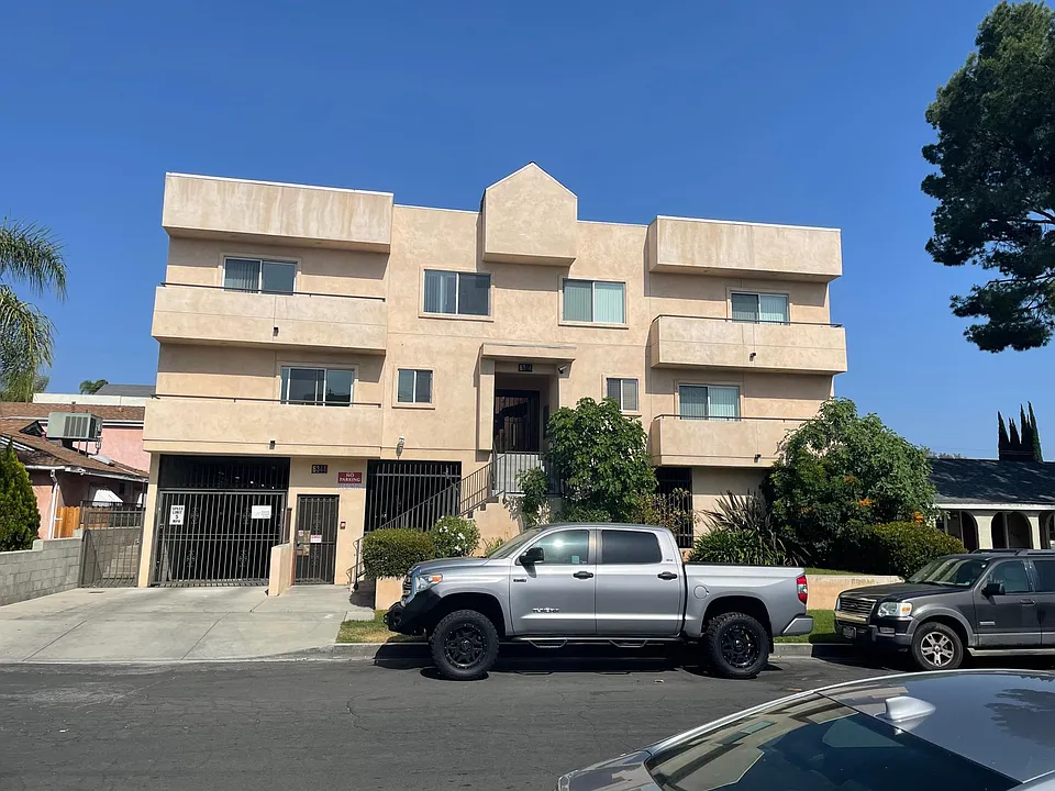 6344 Denny Ave #1