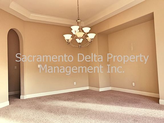 4th image of 8514 Santiago Cir