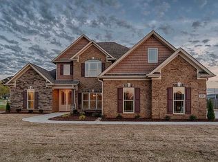 104 Fernleaf Dr, Meridianville, AL 35759