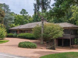 1869 Laurel Ridge Dr, Nashville, TN 37215