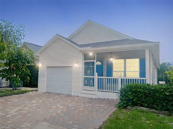 122 Leawood CIR, NAPLES, FL 34104