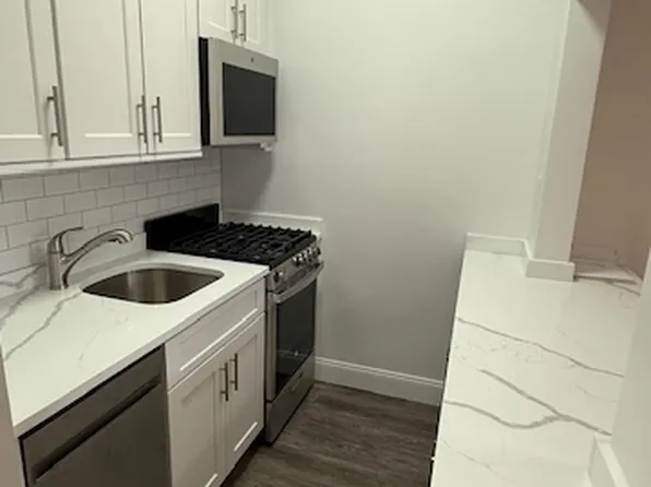 405 East 82nd Street image 3 of 8