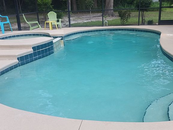 5th image of 291 SW Phillips Cir