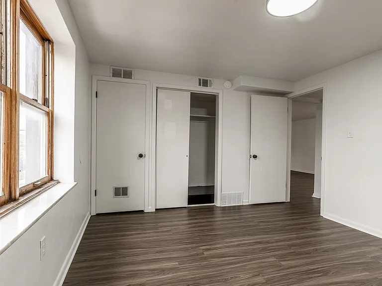31 - 601 E Warrington — Photo 9