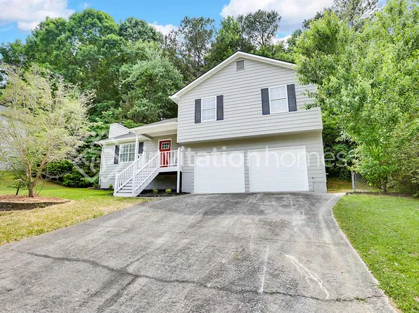106 Brookside Ct, Dallas, GA 30132