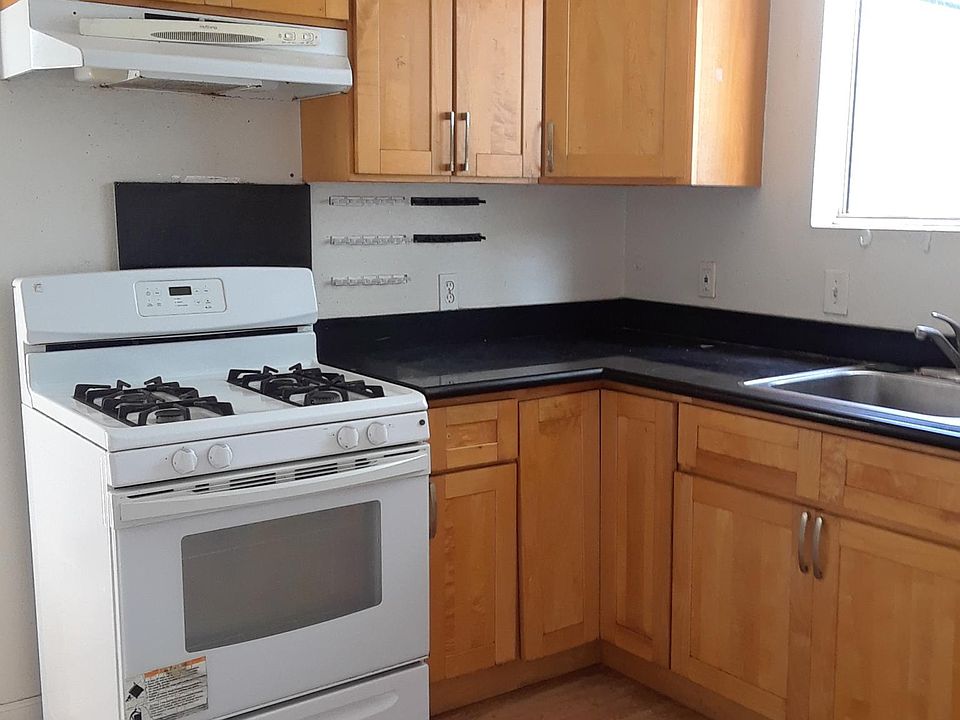 1st image of 1658 Liliha St