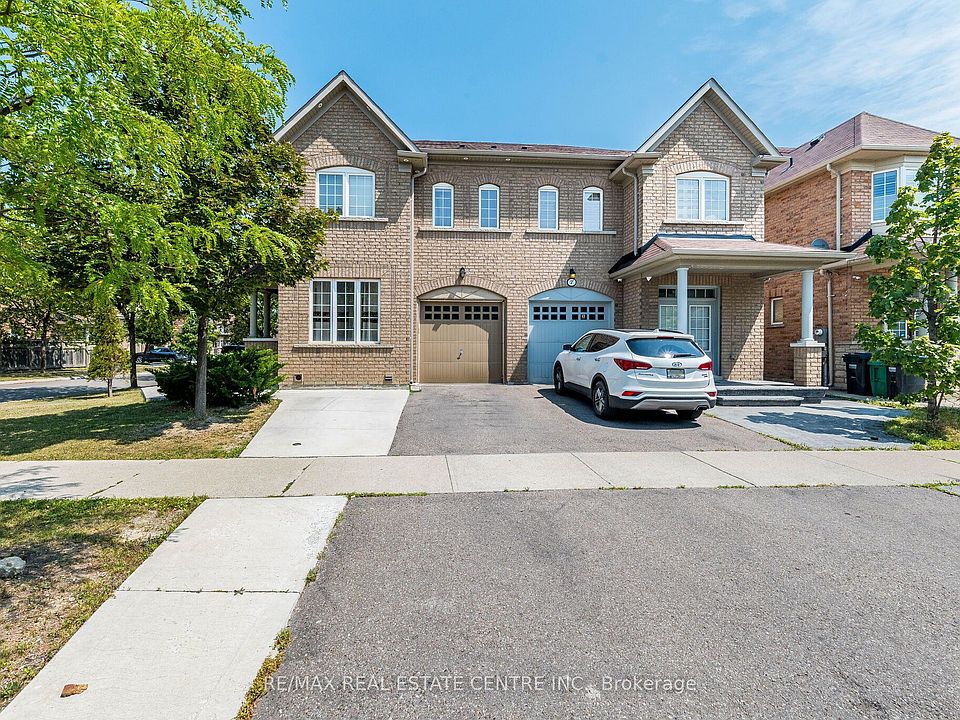 1st image of 9 Loftsmoor Dr