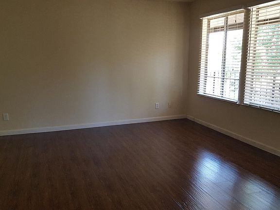 5th image of 3527 W Campus Ave #3505
