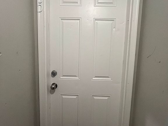 3rd image of 4331 S 2nd St APT 5