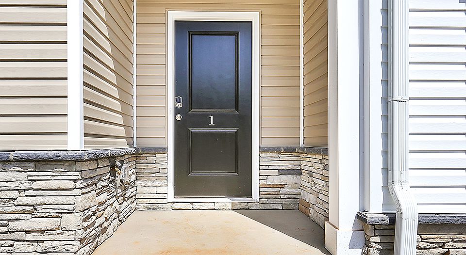 1st image of 211 Norse Creek Dr