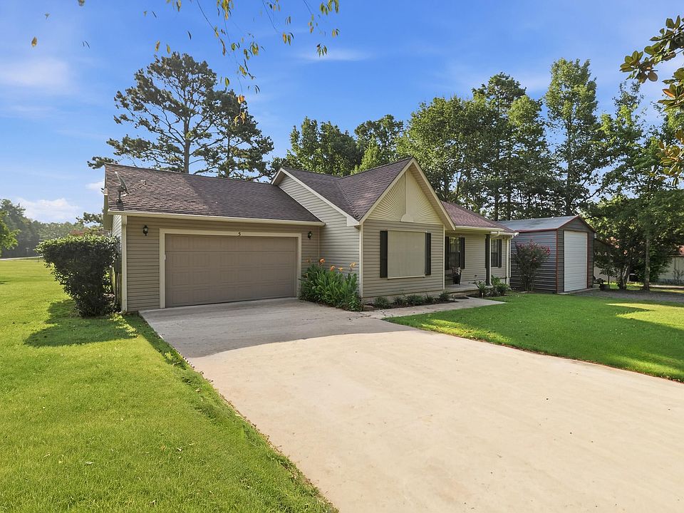 1st image of 5 Trace Dr