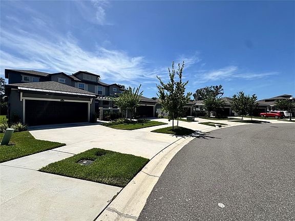 4th image of 345 Villa Corte Dr