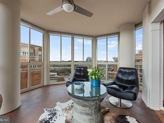 4th image of 2151 Jamieson Ave Unit 2104