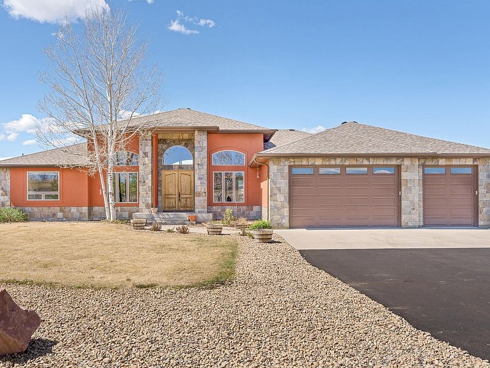 1st image of 3032 Center Ridge Dr