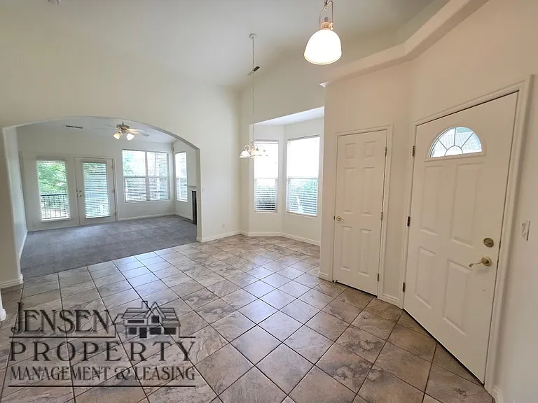 153 N Turnbury Ln — Photo 31