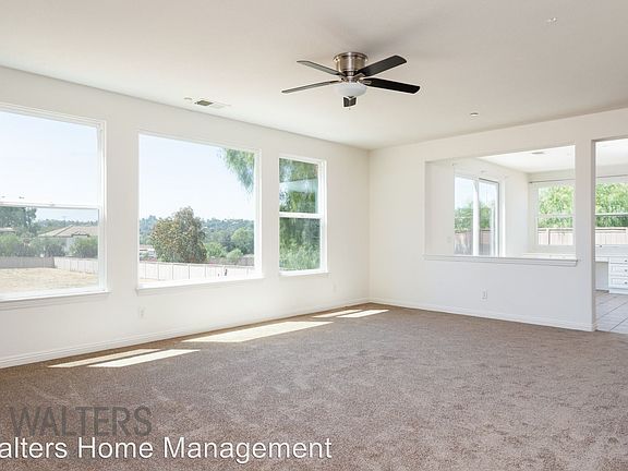 5th image of 630 Las Colinas Dr