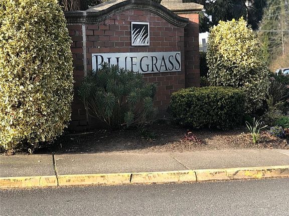 Bluegrass gated community