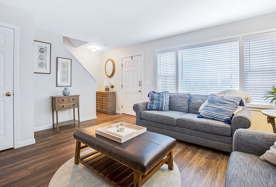 1st image of 16 Weld Ave #A