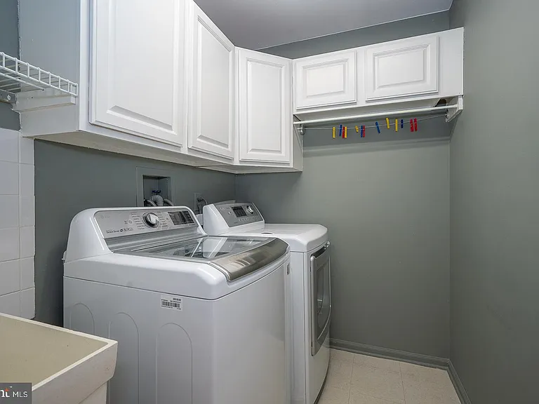 234 Lookout Pl — Photo 22