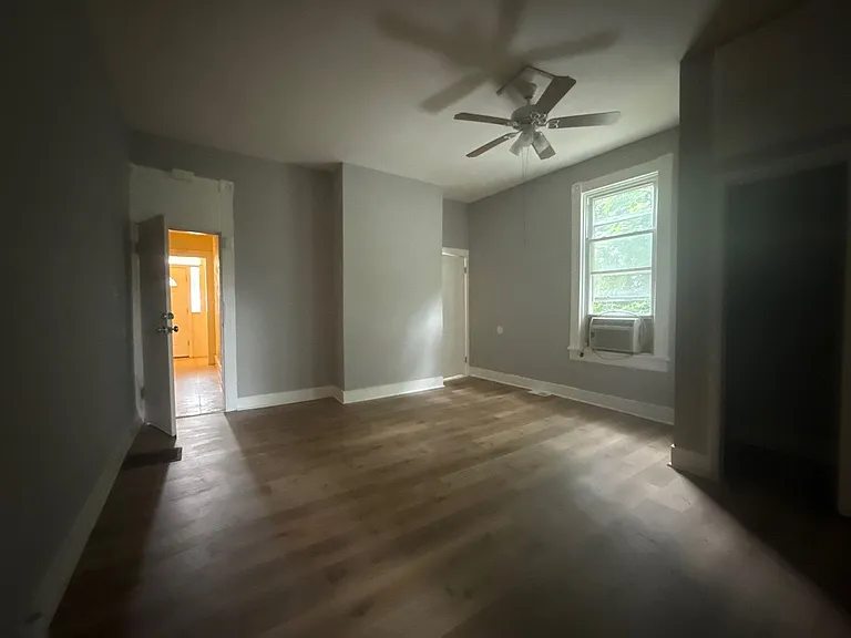 3012 White Ave — Photo 3
