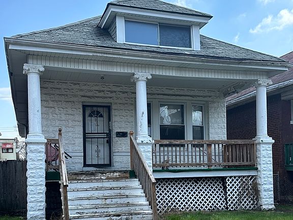 2nd image of 7521 S Peoria St