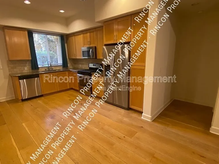 130 N Garden St #1107 — Photo 7
