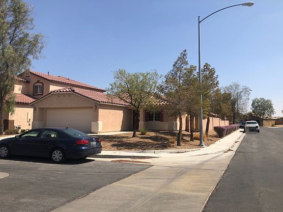 2nd image of 2821 Swanson Ave
