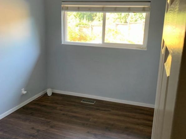 3 bedroom rental in Burnaby — photo 7