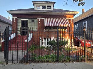 8443 S Manistee Ave, Chicago, IL 60617