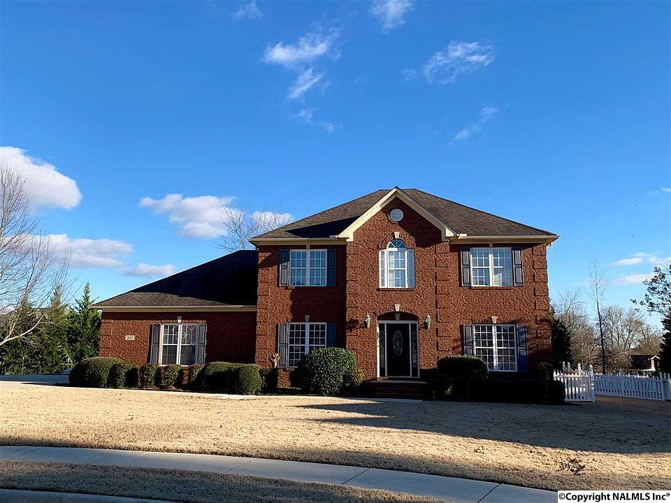 1st image of 269 Cheswick Dr NW
