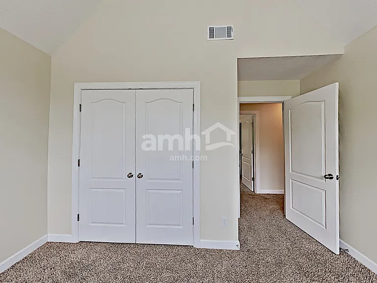 6943 Calderwood Dr — Photo 12