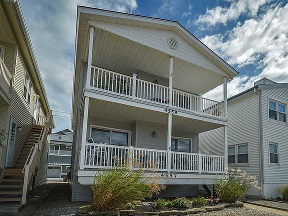 2nd image of 4557 West Ave #A