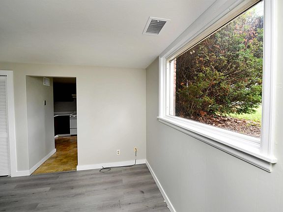4th image of 105 Paradise Ct #A4