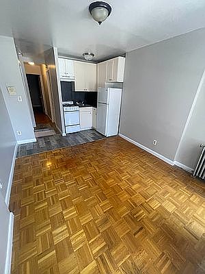 1st image of 550 W 50th St #Fw
