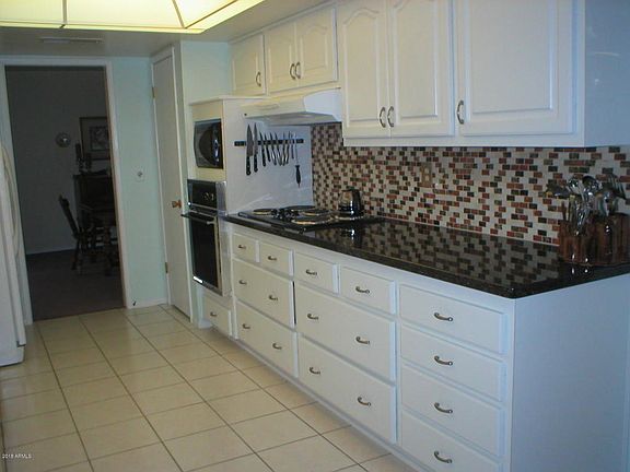 3rd image of 12802 W La Terraza Dr