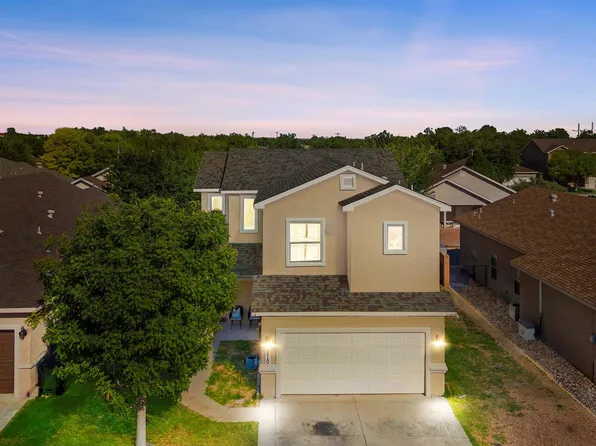 1810 Amber Dr, Carlsbad, NM 88220