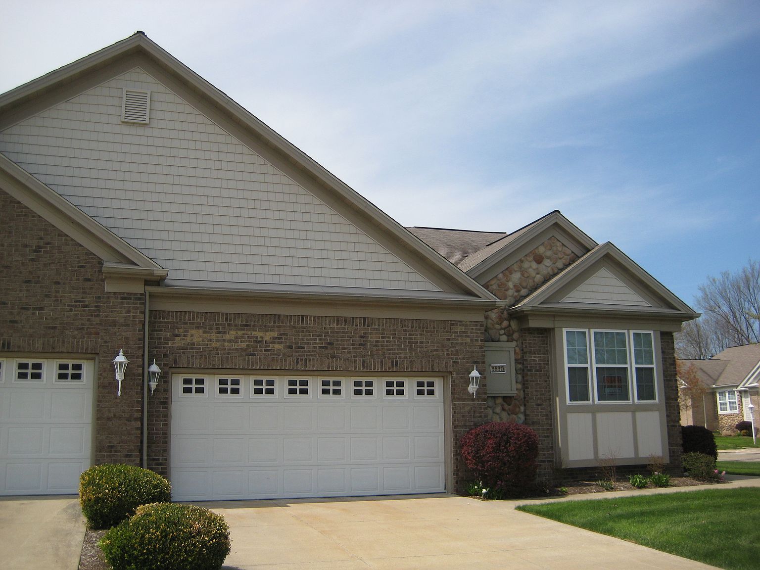 9830 Country Club Cir, Twinsburg, OH 44087 Zillow