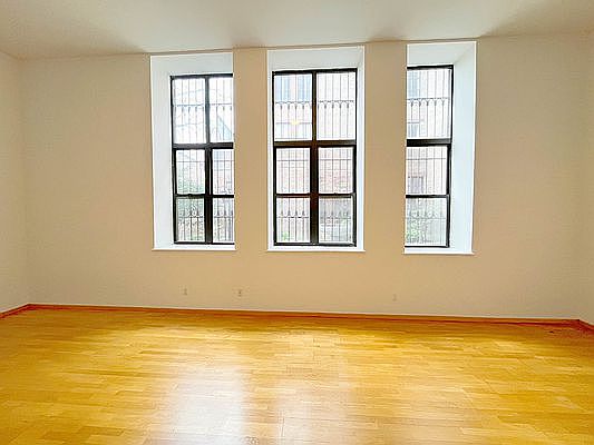 1st image of 371 Madison St APT 117