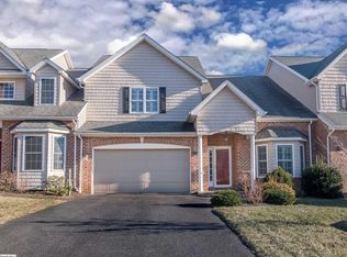 215 Forest Ridge Rd, Staunton, VA 24401