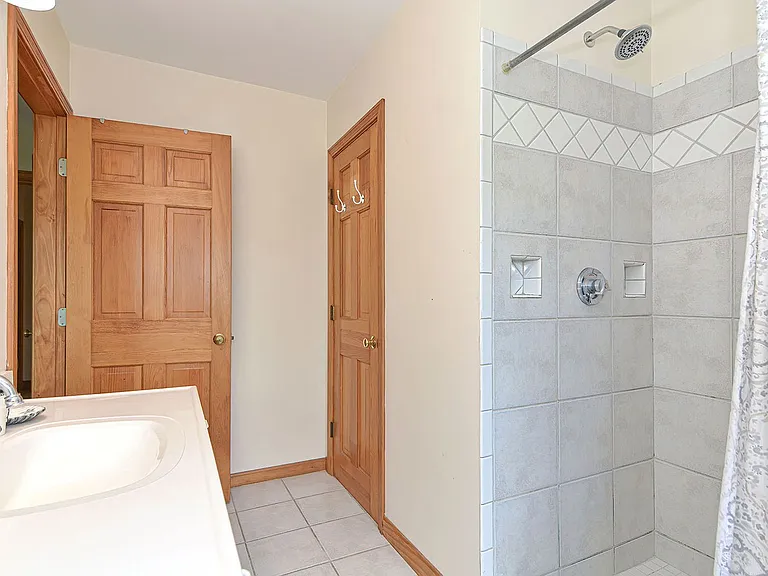 206 Atlantic St — Photo 28