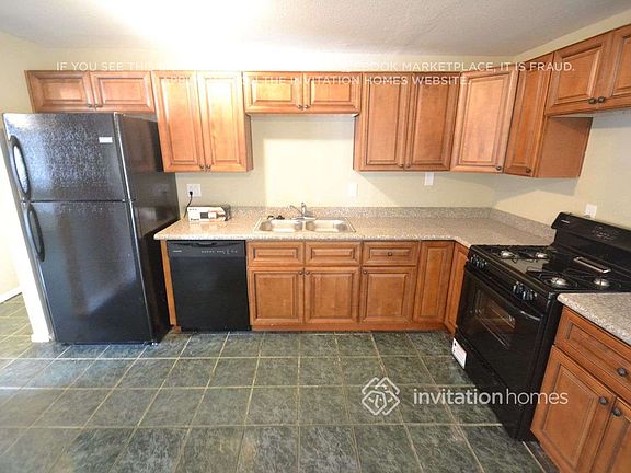 4th image of 1643 N 56th Ln