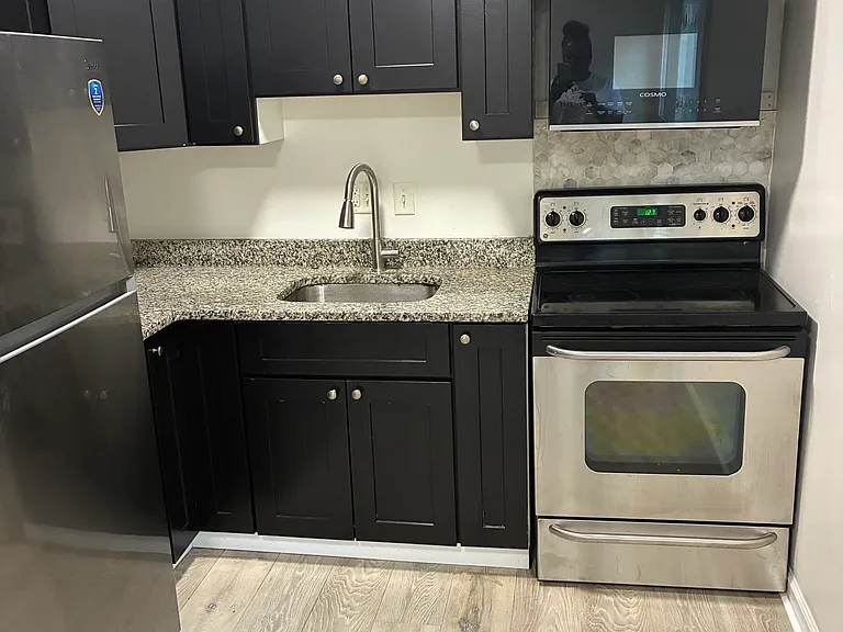 16755 Greenfield Rd #8 — Photo 4